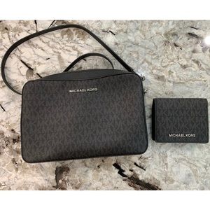 Michael Kors Crossbody Set